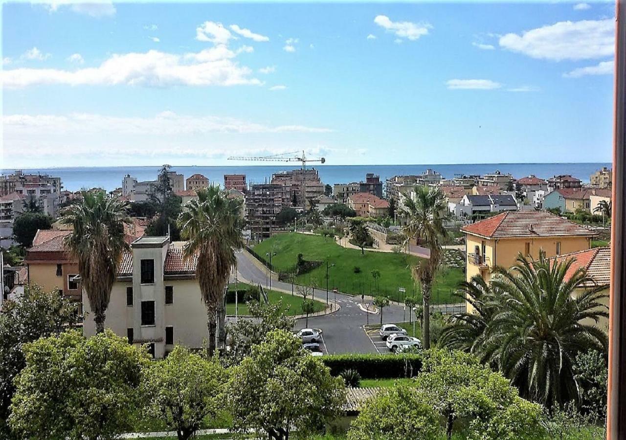 Very Cosy House With Fabulous Sea View! Pietra Ligure Luaran gambar