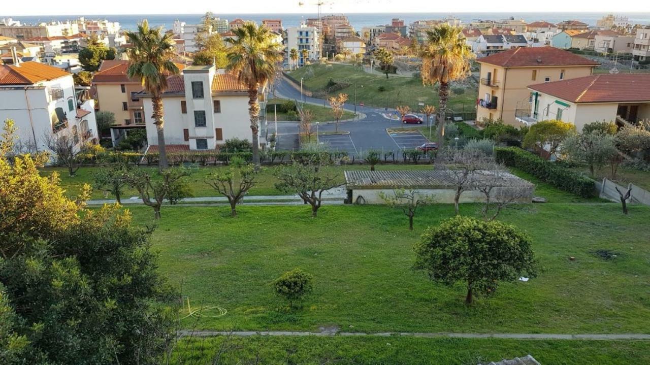 Very Cosy House With Fabulous Sea View! Pietra Ligure Luaran gambar
