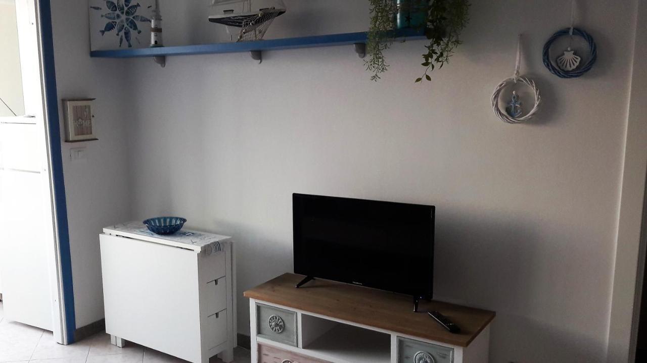 Very Cosy House With Fabulous Sea View! Pietra Ligure Bilik gambar